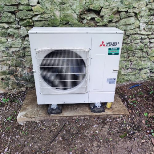 o2lclim-installation-climatisation-maison-senlis-oise-60-01 o2lclim-installation-climatisation-maison-senlis-oise-60-01